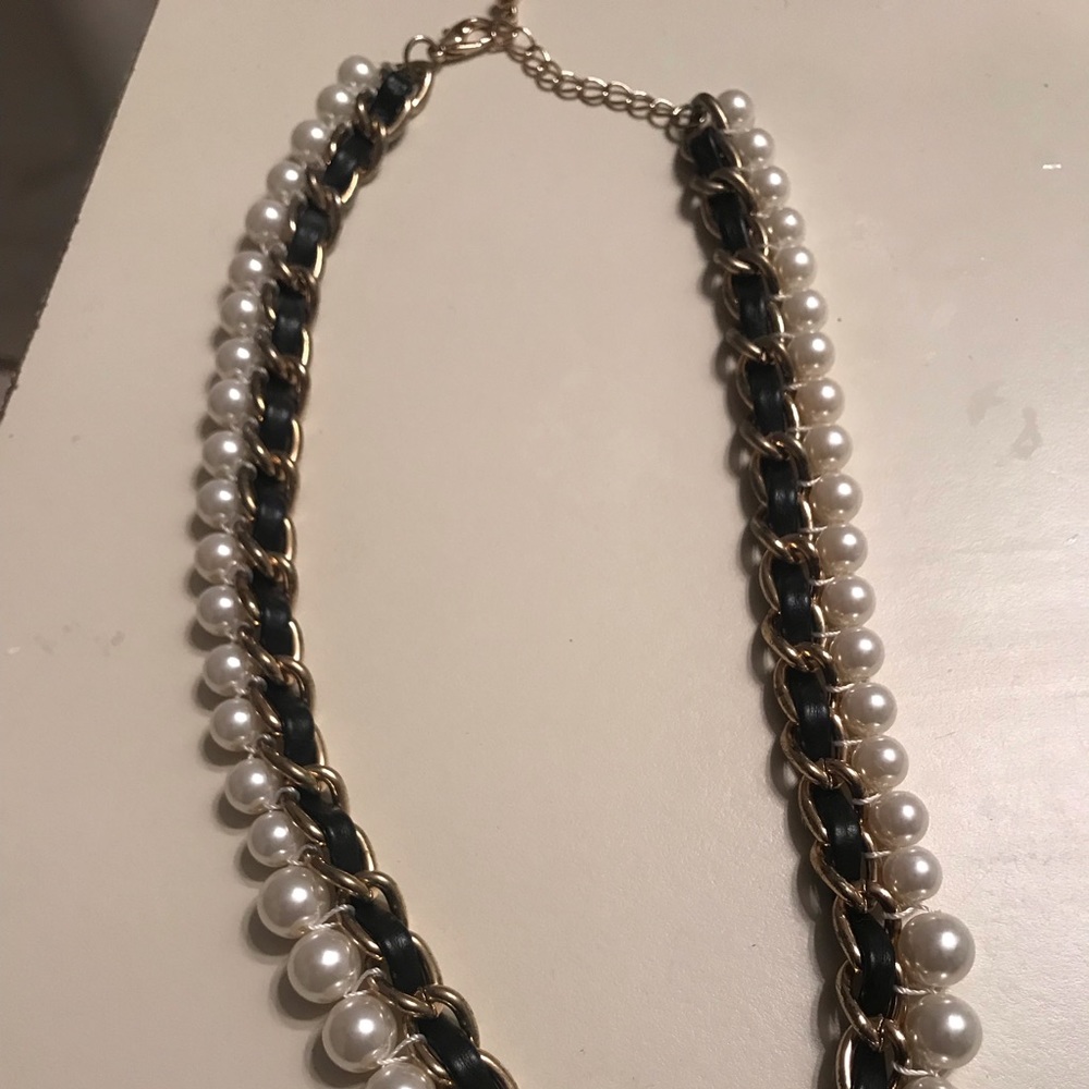 Pearl and Faux Leather Necklace